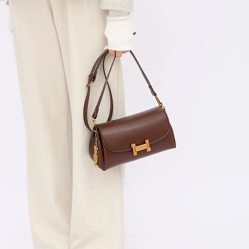 Stylish Leather Crossbody Bags For Women 065 - Image 3
