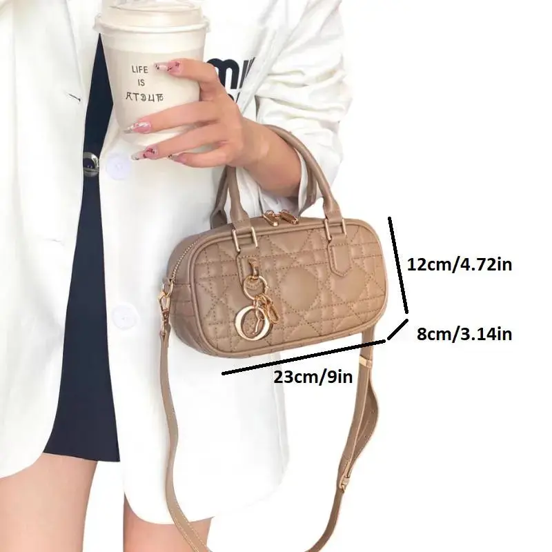 MIU MIU Trendy Leather Crossbody Bag 1037 - Image 4