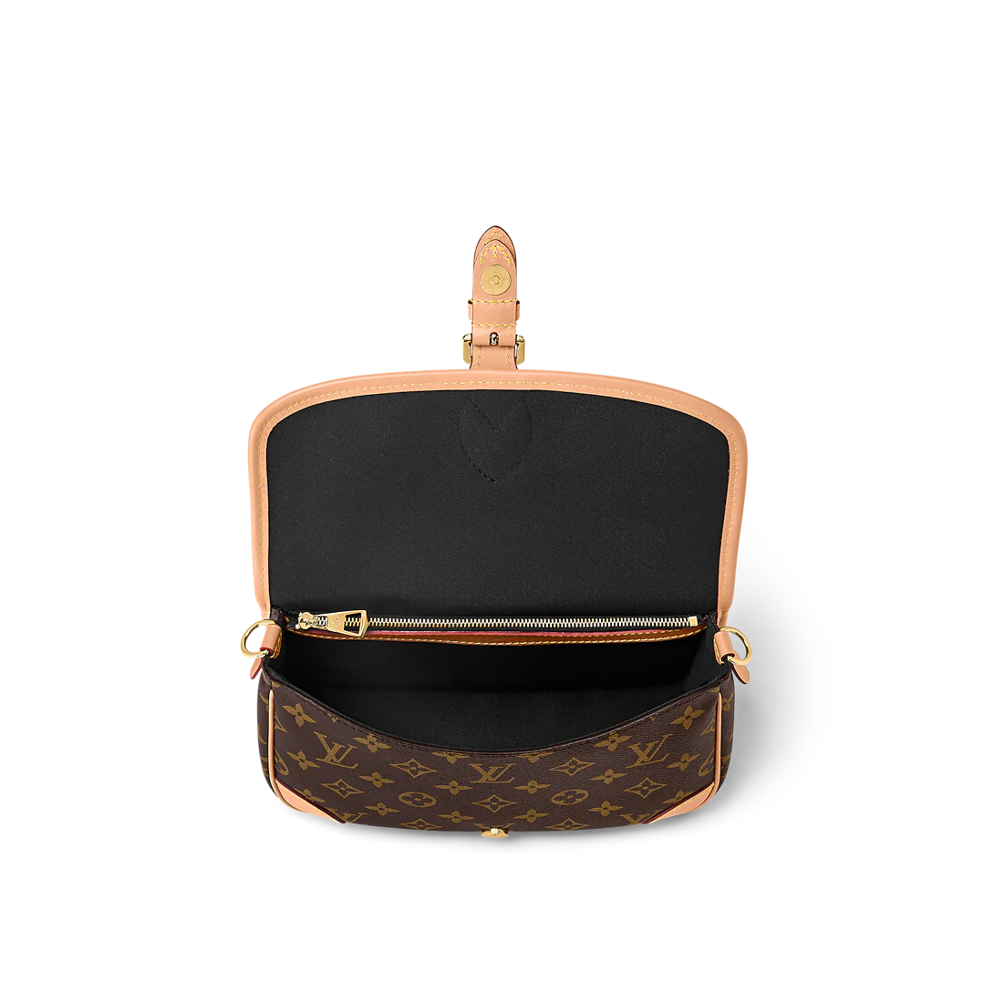 Louis Vuitton Premium Leather bag 201412 - Image 5