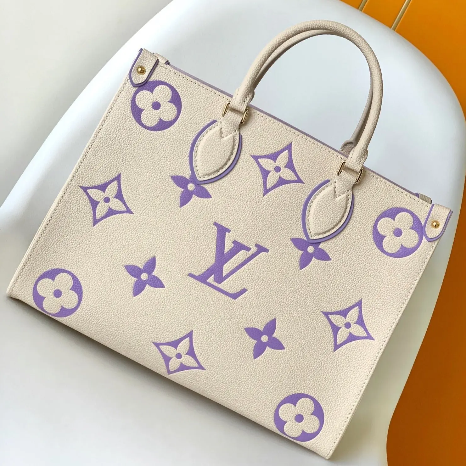 LOUIS VUITTON Empreinte Monogram Giant By The Pool Onthego MM Summer M45718 - Image 12