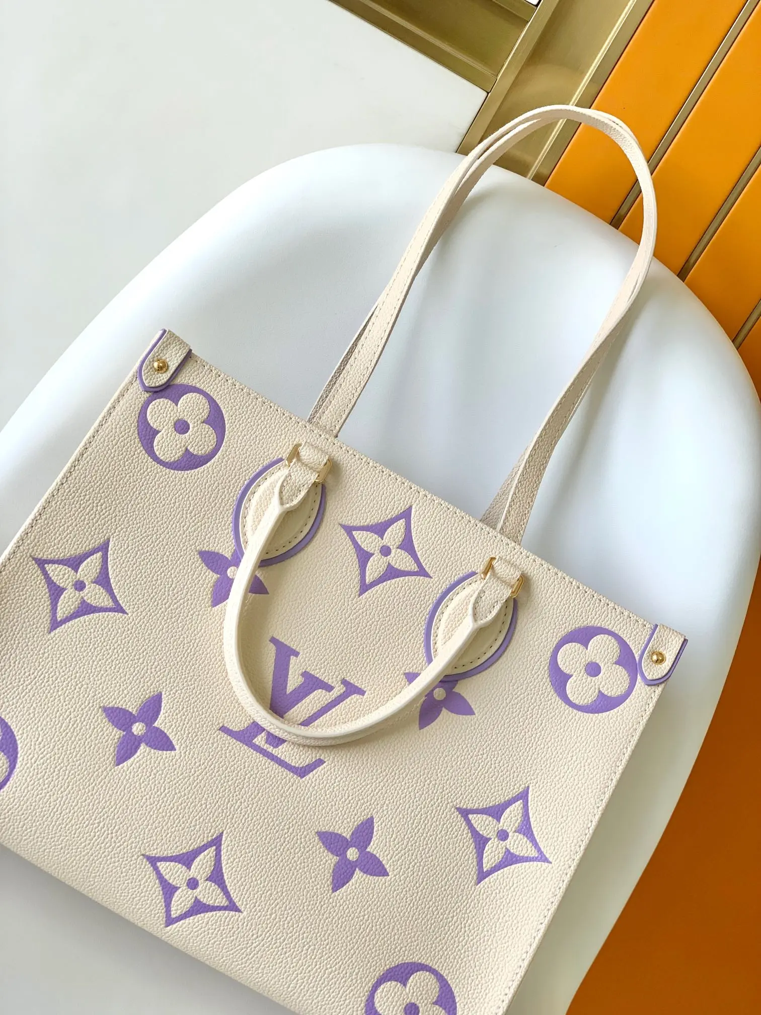 LOUIS VUITTON Empreinte Monogram Giant By The Pool Onthego MM Summer M45718 - Image 9