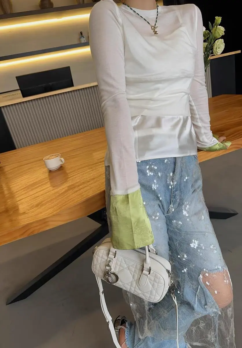 MIU MIU Trendy Leather Crossbody Bag 1037 - Image 2