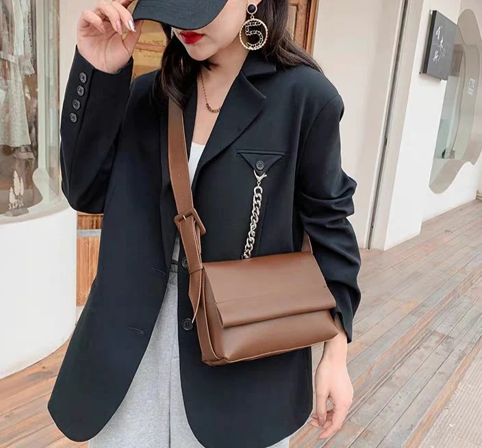 Brown Ladies Soft Leather Bag 603 - Image 2