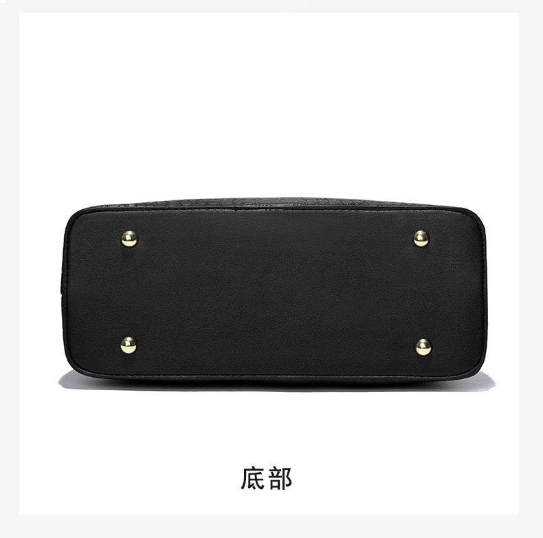 White Branded Purse 671 - Image 4