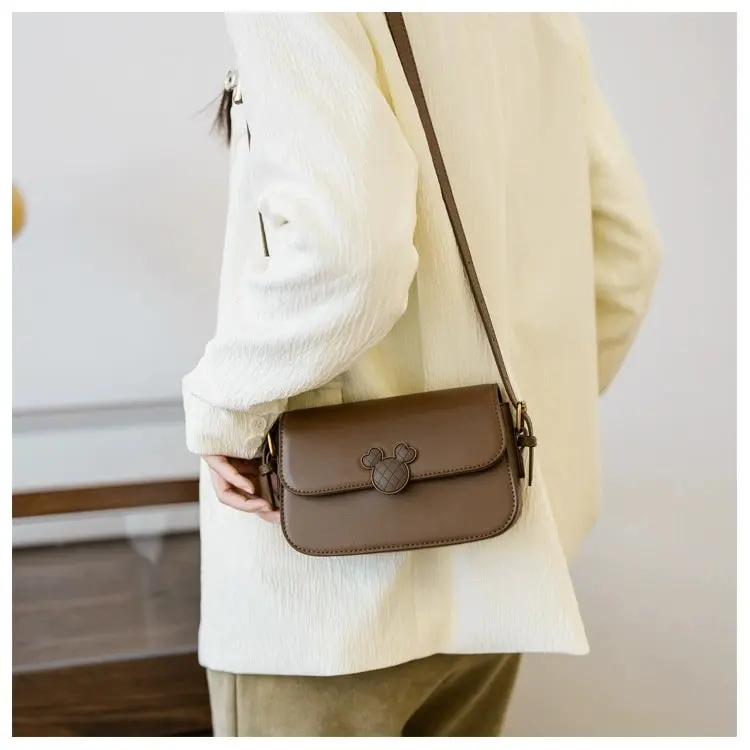 Fashionable and Classic New Crossbody Bag 3319 - Image 2