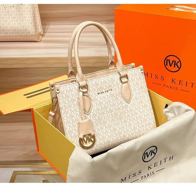 Michael Kors Handbag Stylish Shoulder & Crossbody Bag for Women 23009 - Image 2