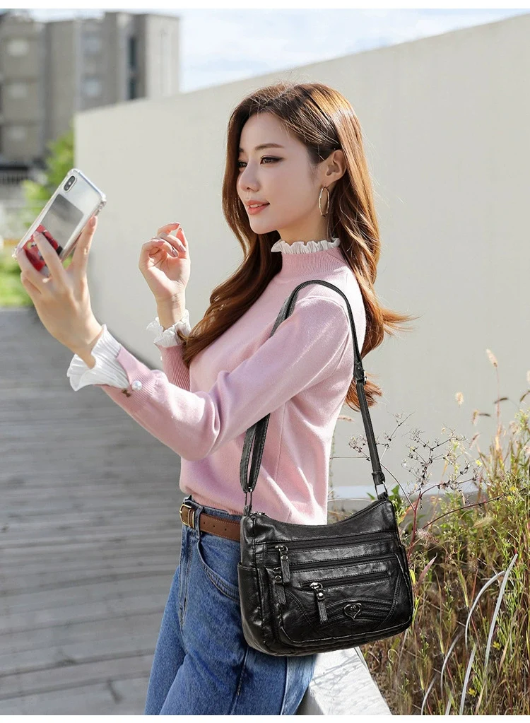 Middle-Aged Moms and Mothers-In-Law, Vintage Women's Shoulder Bag 182-2 - Image 10