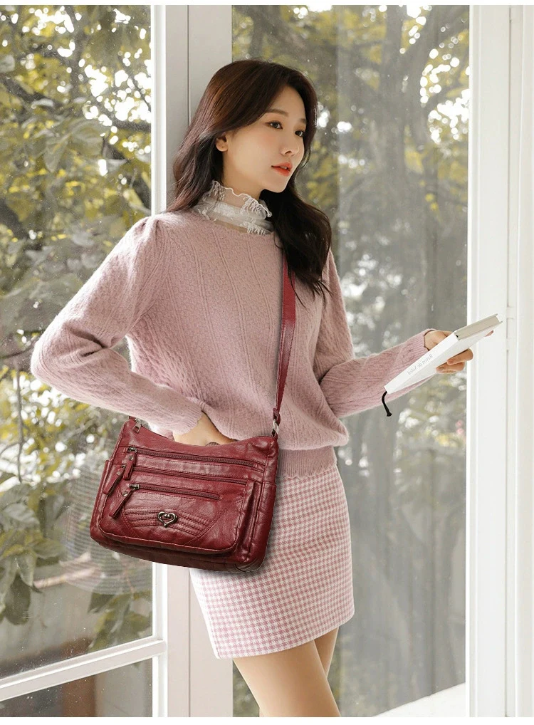 Middle-Aged Moms and Mothers-In-Law, Vintage Women's Shoulder Bag 182-2 - Image 12