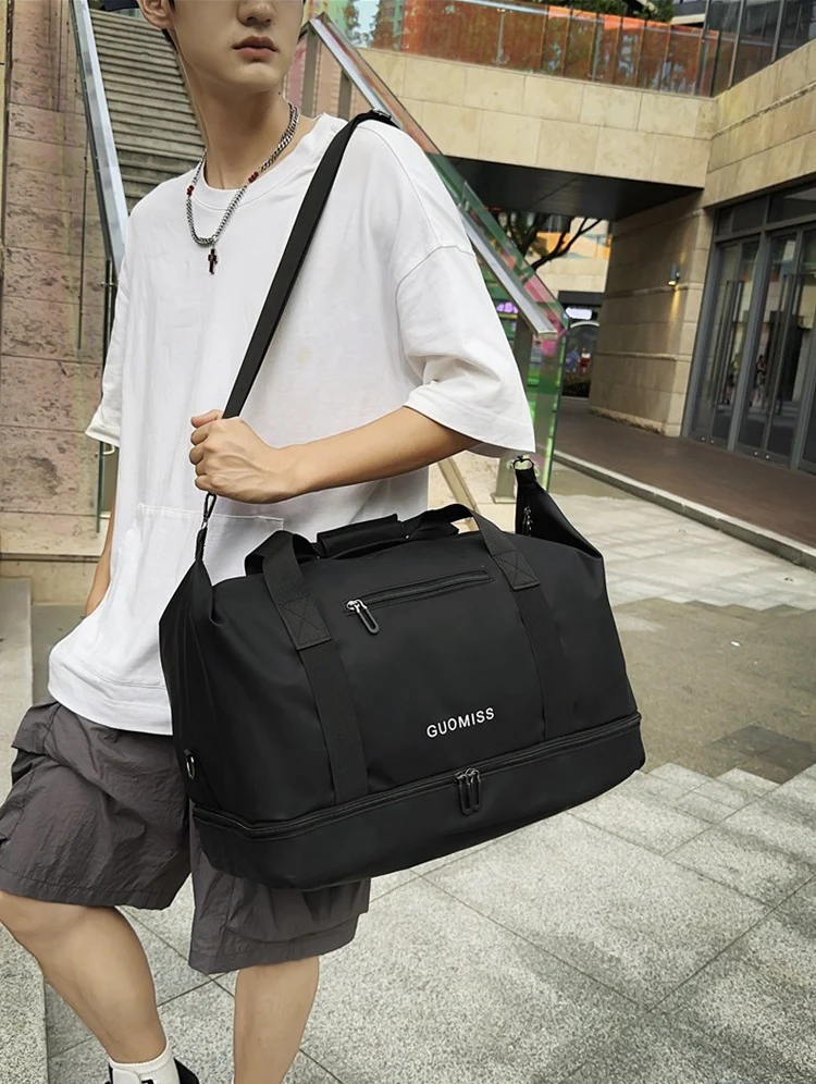 Premium Stylish & Durable Travel Duffle Bag 4135 - Image 2