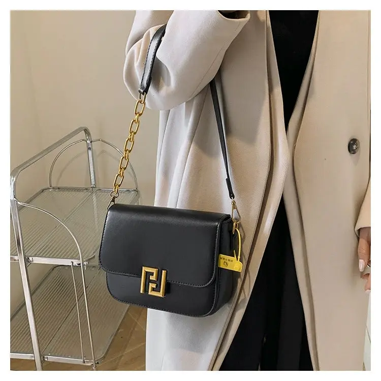 FENDI Leather Crossbody Bag 267 - Image 3