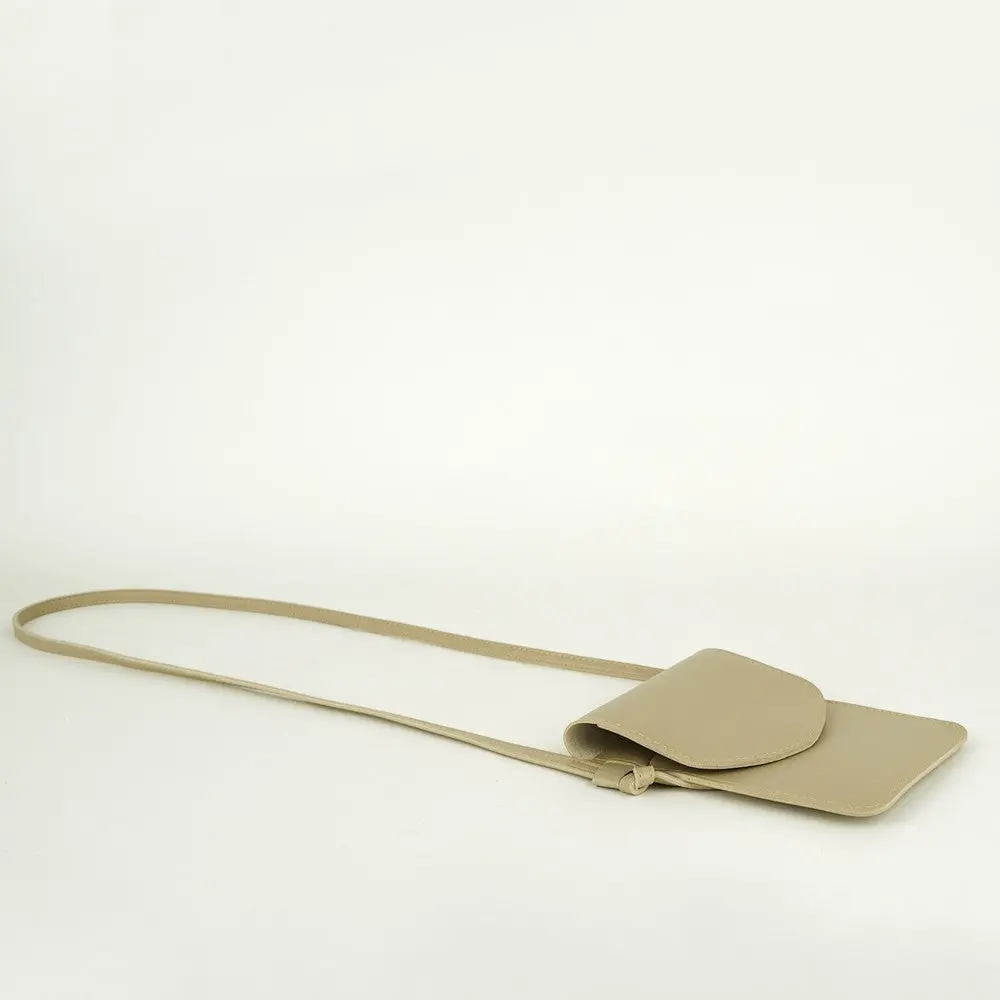 Skin Smartphone Pouch 560 - Image 4