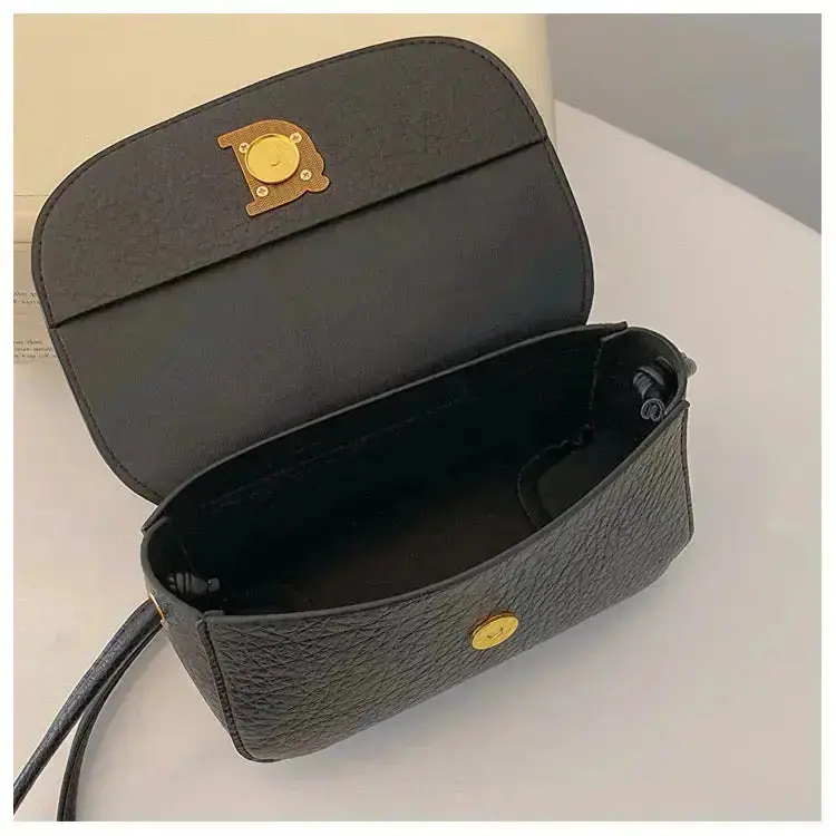 D5 Crossbody Bag 1989 - Image 4