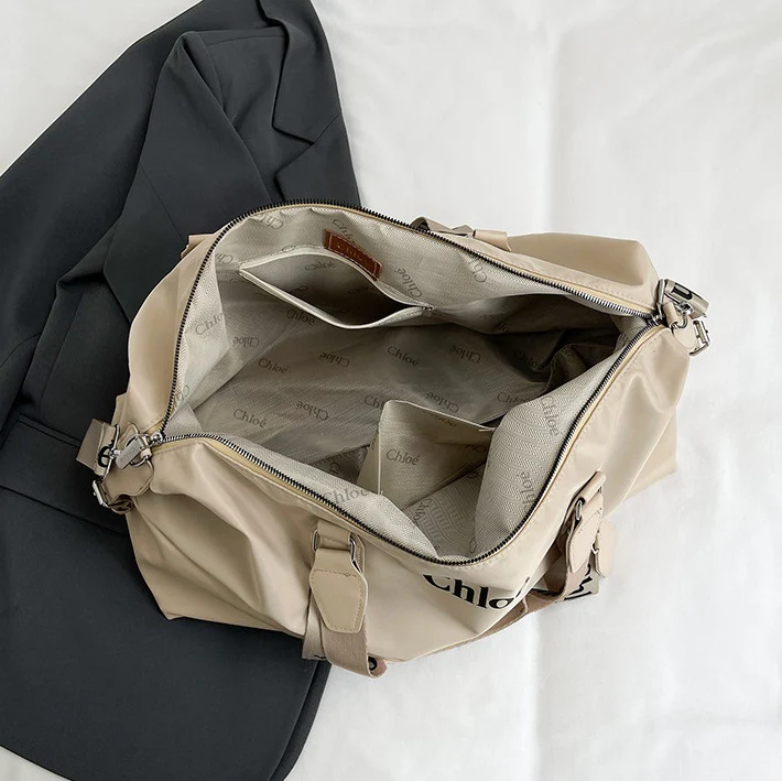Chloe Large Capacity Travel Bag – Ideal for Leisure & Business Trips 2720 - Image 3