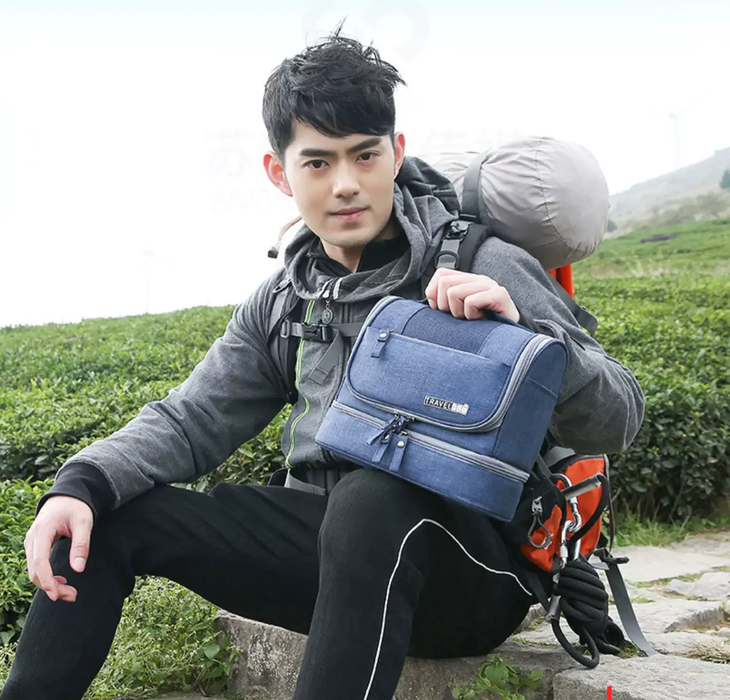 Travel Toiletry Bag Cosmetic Make up Organizer for Women and Men - Image 8