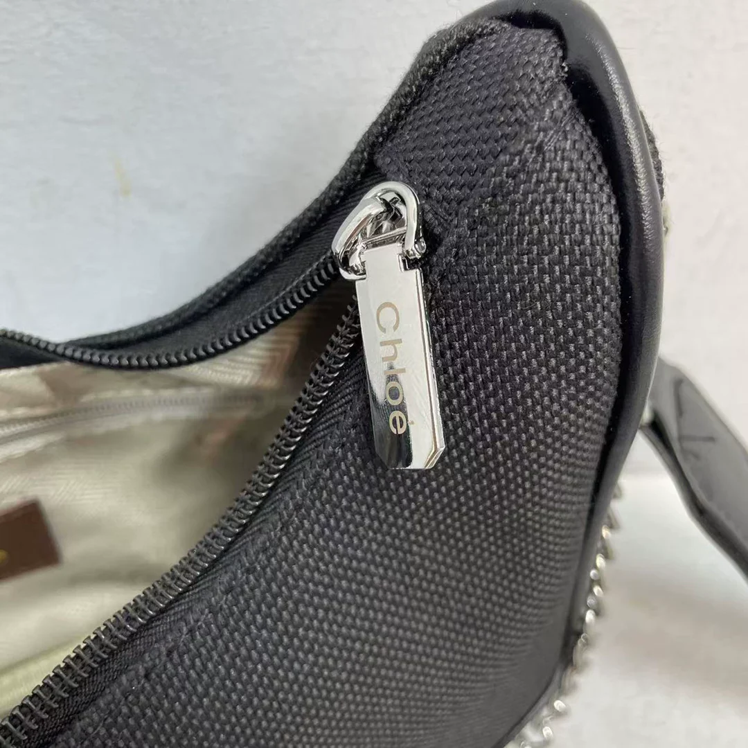 Chloe Stylish Crossbody Bag with Pouch 2718 - Image 5